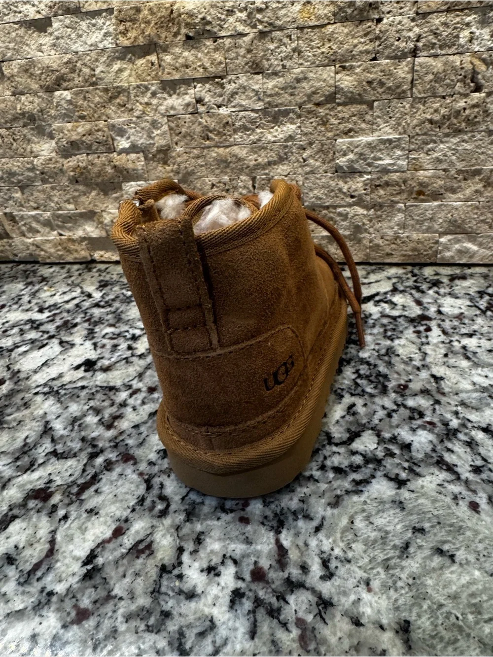 UGG Kids Chestnut Suede Lace-Up Boot with Shearling Trim RIGHT FOOT ONLY 10